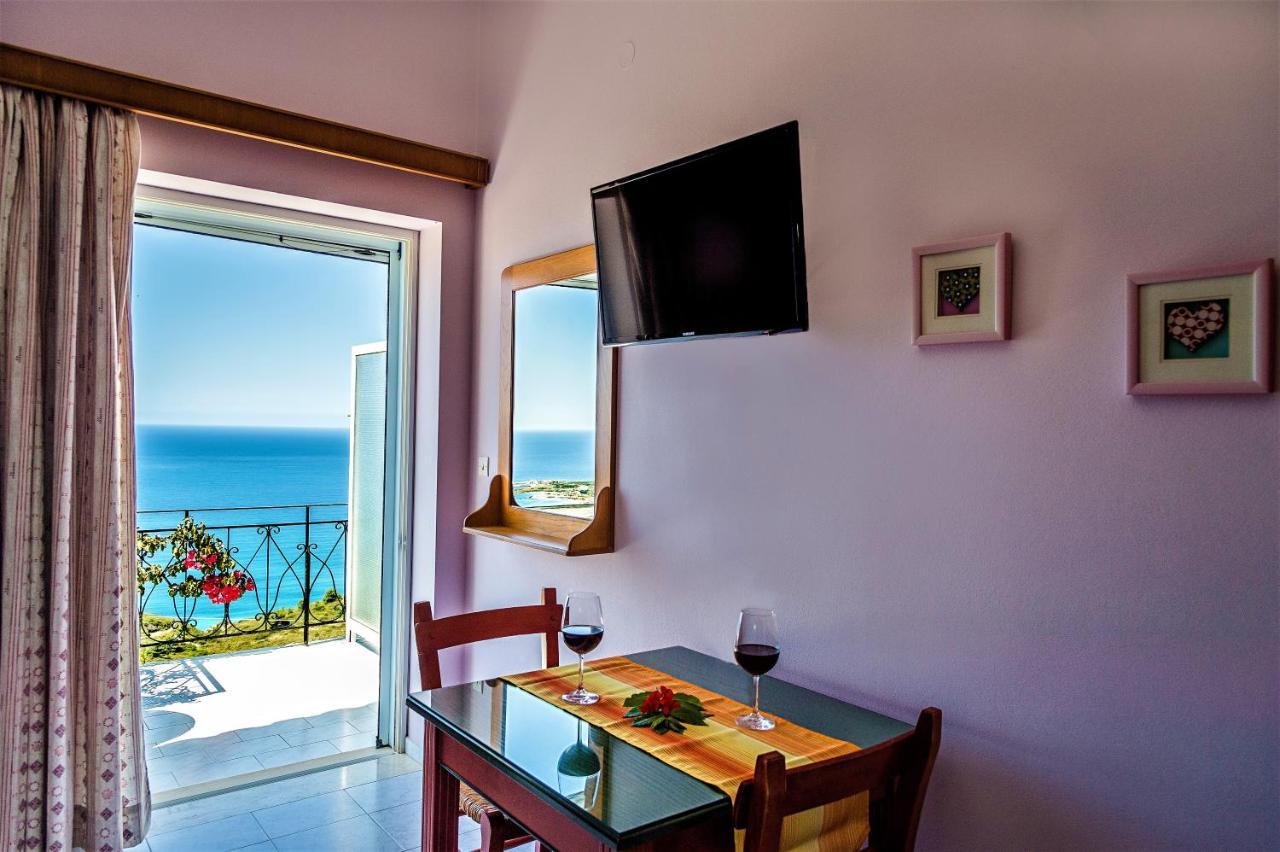 Aeolos Studios Kefalonia Khelmáta Exterior foto