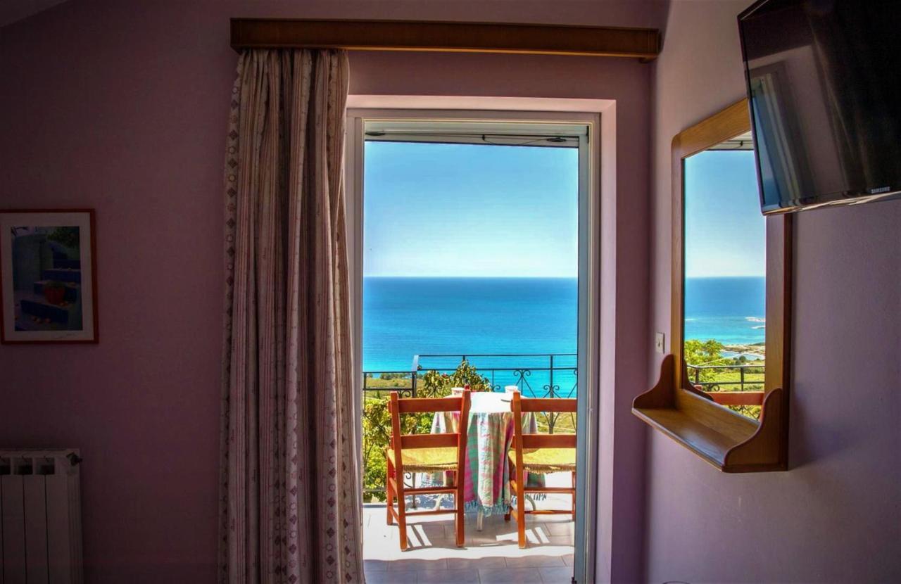 Aeolos Studios Kefalonia Khelmáta Exterior foto