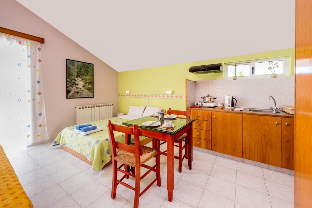 Aeolos Studios Kefalonia Khelmáta Exterior foto